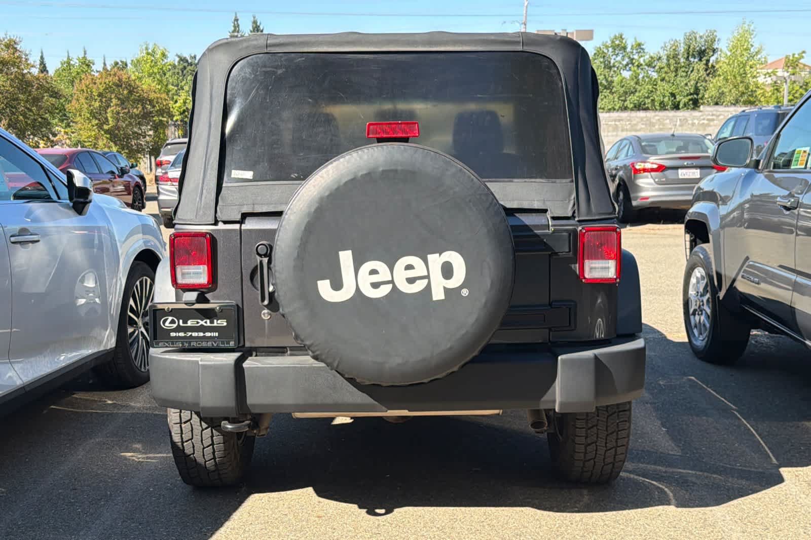 Used 2018 Jeep Wrangler Sport AWD/4WD image 5
