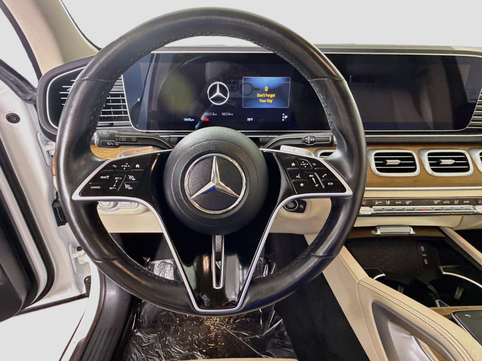 Used 2024 Mercedes-Benz GLE 450 4MATIC image 13