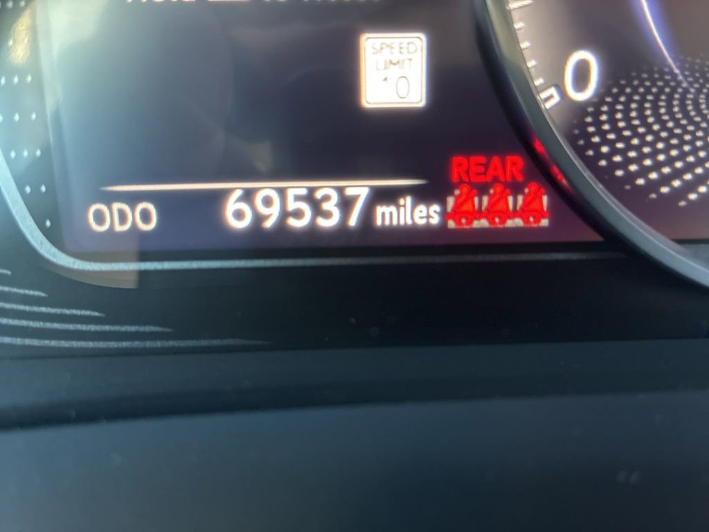 Used 2019 Lexus ES 350 w/ Premium Package image 22