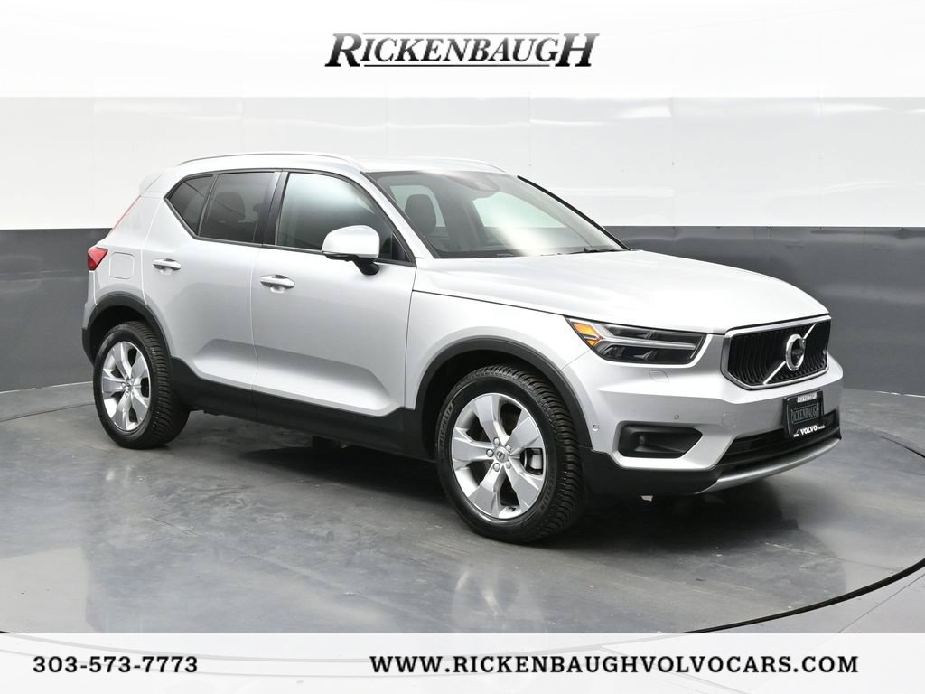 Used 2019 Volvo XC40 T5 Momentum AWD/4WD image 1