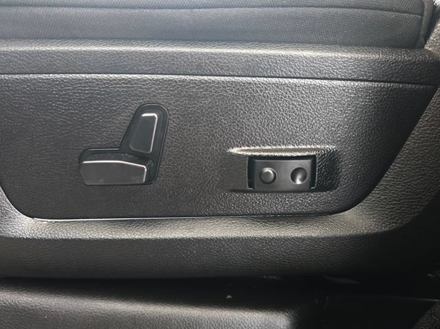 Certified 2024 RAM 3500 Big Horn w/ Sport Appearance Package AWD/4WD image 22