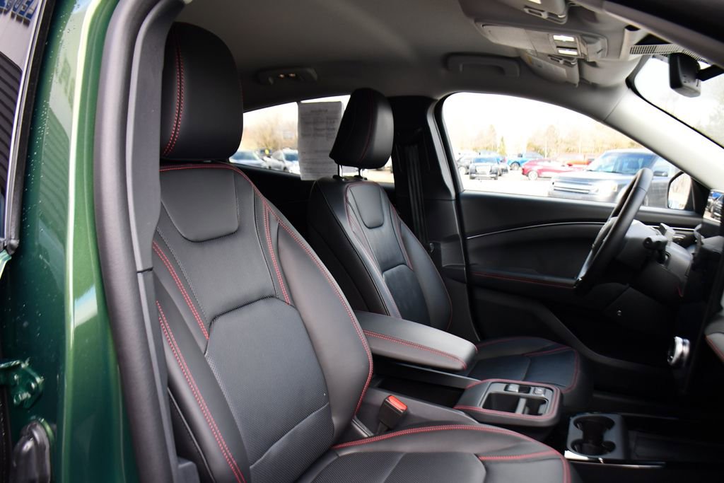 Used 2025 Ford Mustang Mach-E Premium w/ Sport Appearance Package image 16