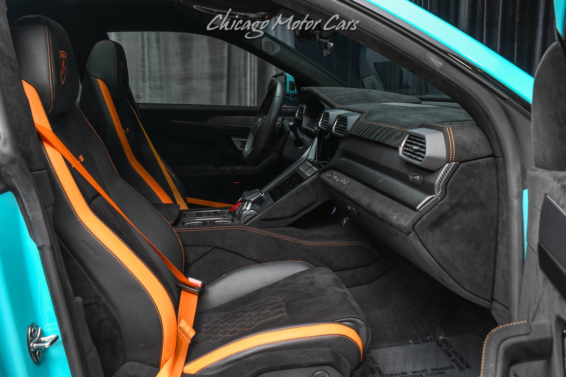 Used 2024 Lamborghini Urus Performante AWD/4WD image 23