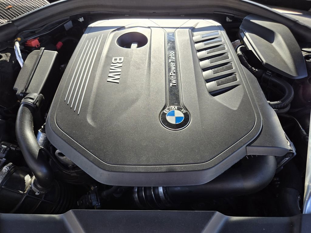 Used 2019 BMW 740i xDrive 740i xDrive w/ M Sport Package image 29
