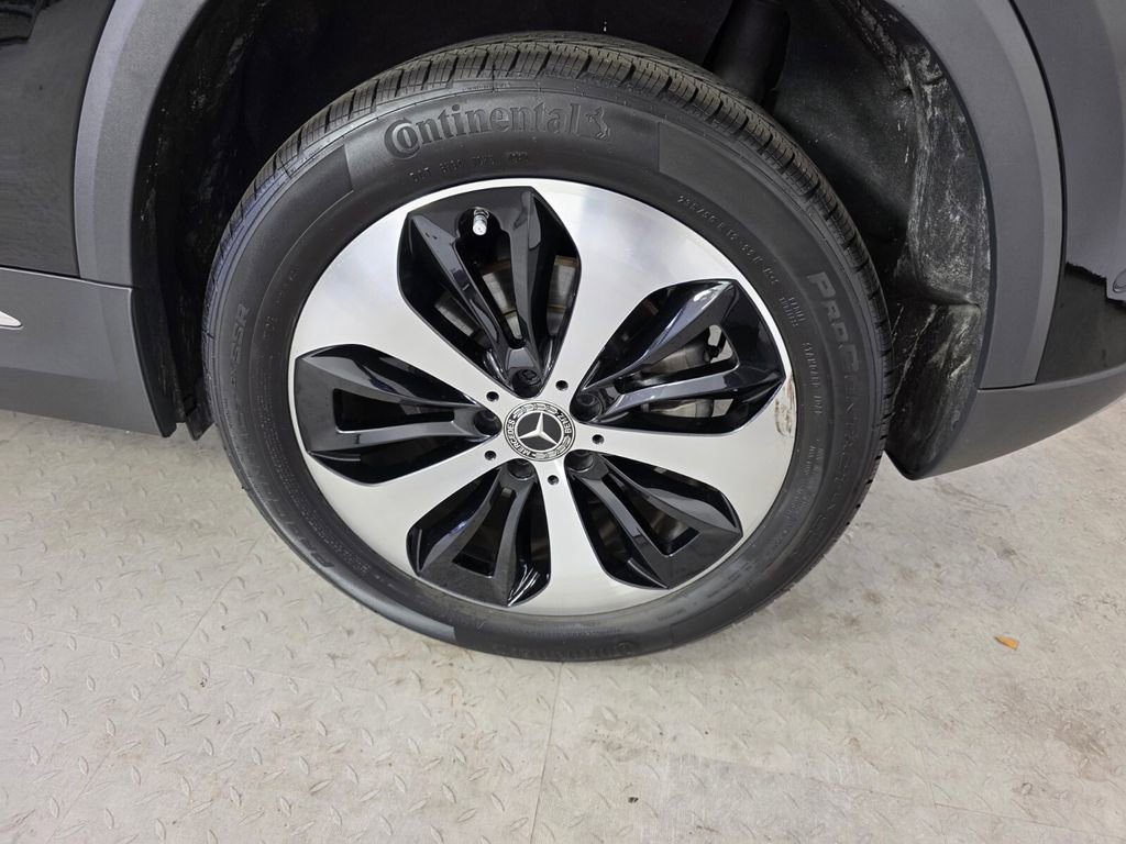 Certified 2025 Mercedes-Benz GLA 250 image 17