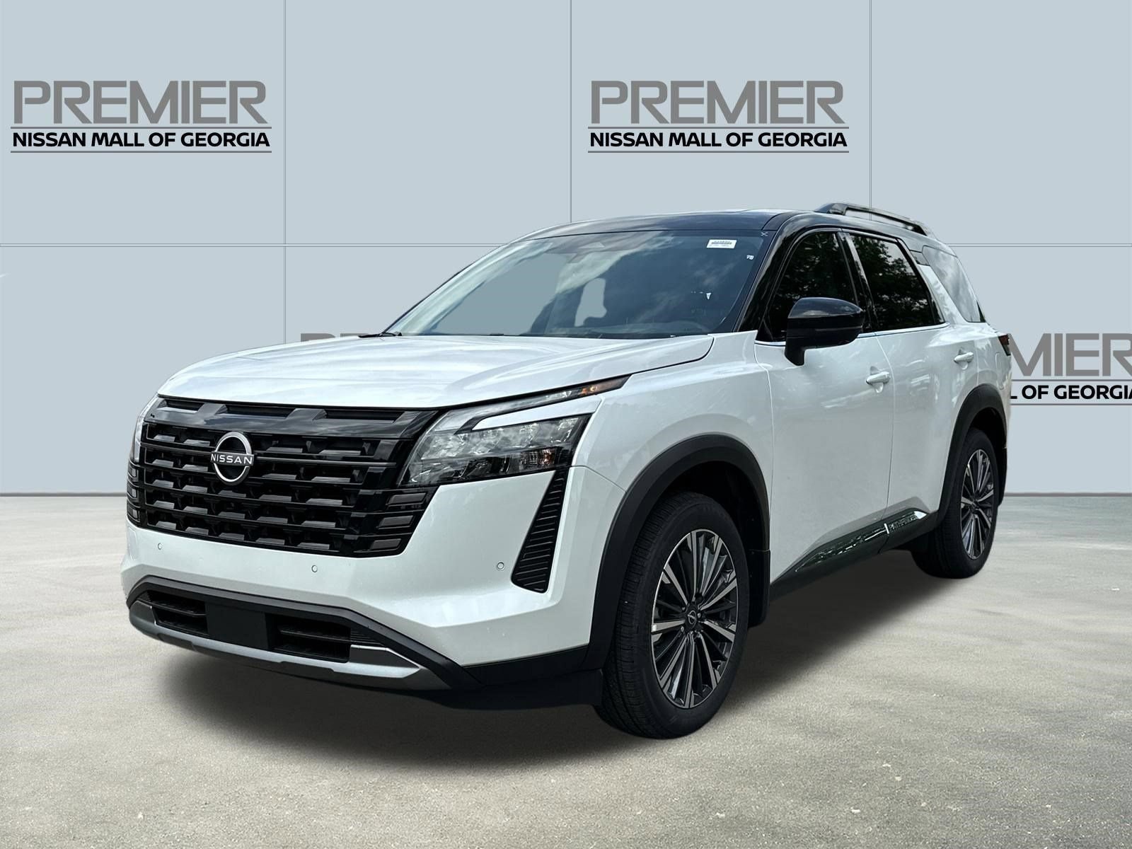 New 2026 Nissan Pathfinder Platinum FWD image 1