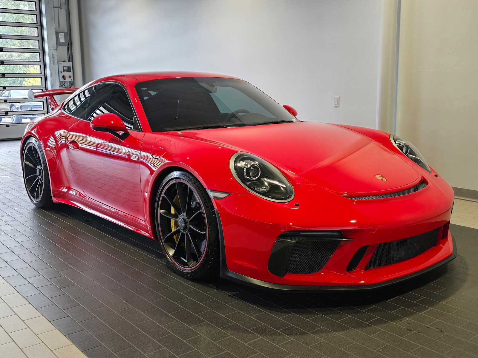 Used 2018 Porsche 911 GT3 image 9