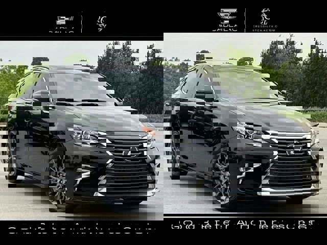 Used 2018 Lexus ES 350 w/ Premier Package image 2