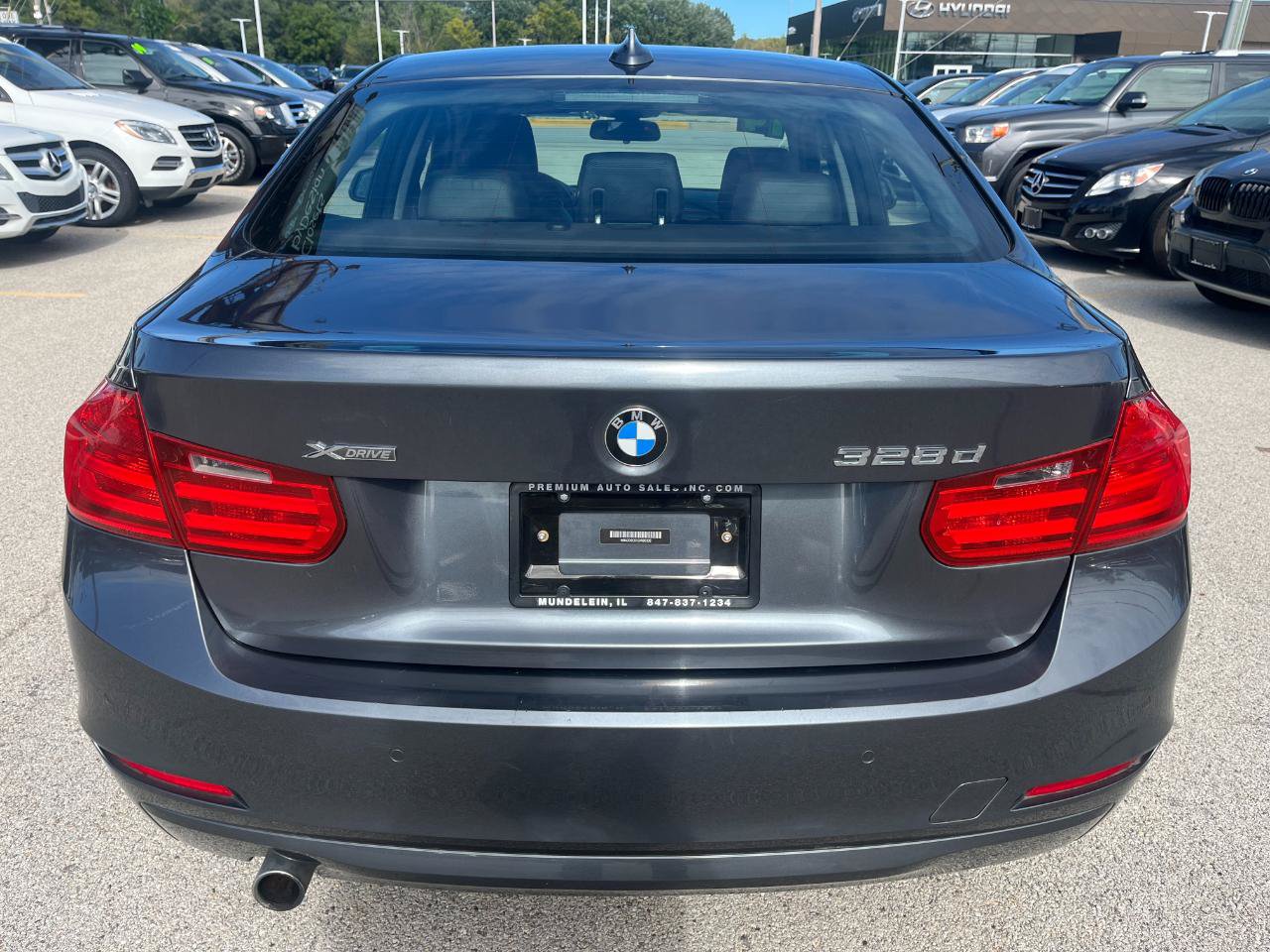 Used 2014 BMW 328d xDrive Sedan AWD/4WD image 4