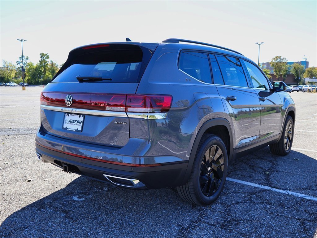 New 2026 Volkswagen Atlas SE image 5