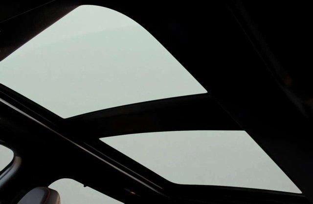 Used 2024 Mitsubishi Outlander SEL image 9