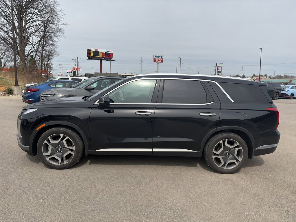 Used 2023 Hyundai Palisade Limited image 6