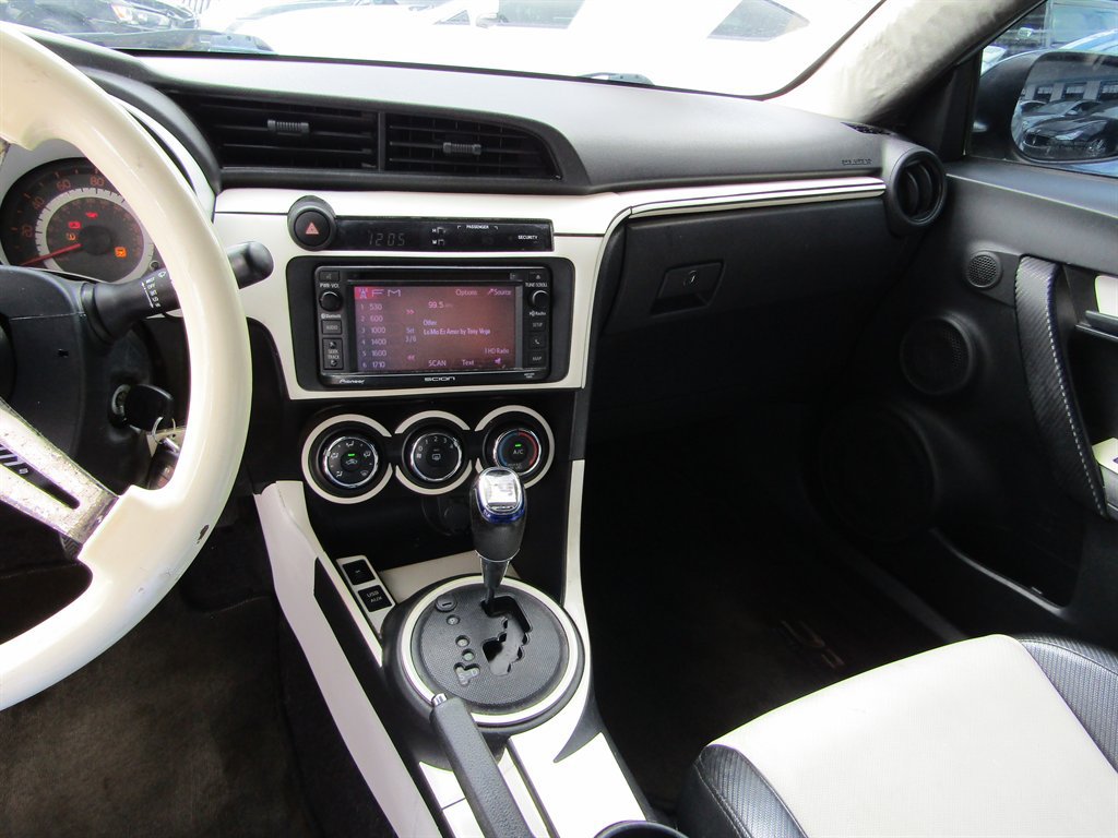 Used 2014 Scion tC 10 Series FWD image 11