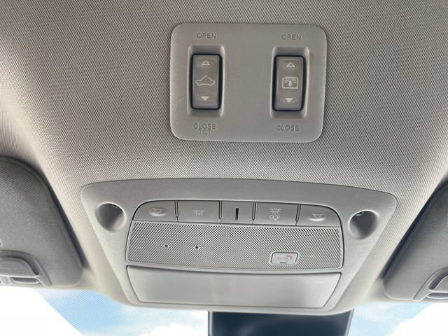 Used 2019 Nissan Murano Platinum w/ Cargo Package FWD image 24