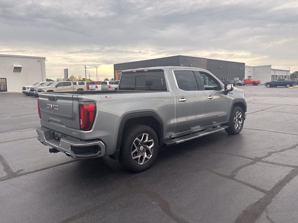 Used 2023 GMC Sierra 1500 SLT w/ SLT Premium Plus Package AWD/4WD image 14
