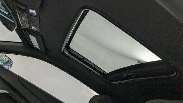 Used 2017 Mercedes-Benz E 300 4MATIC image 16