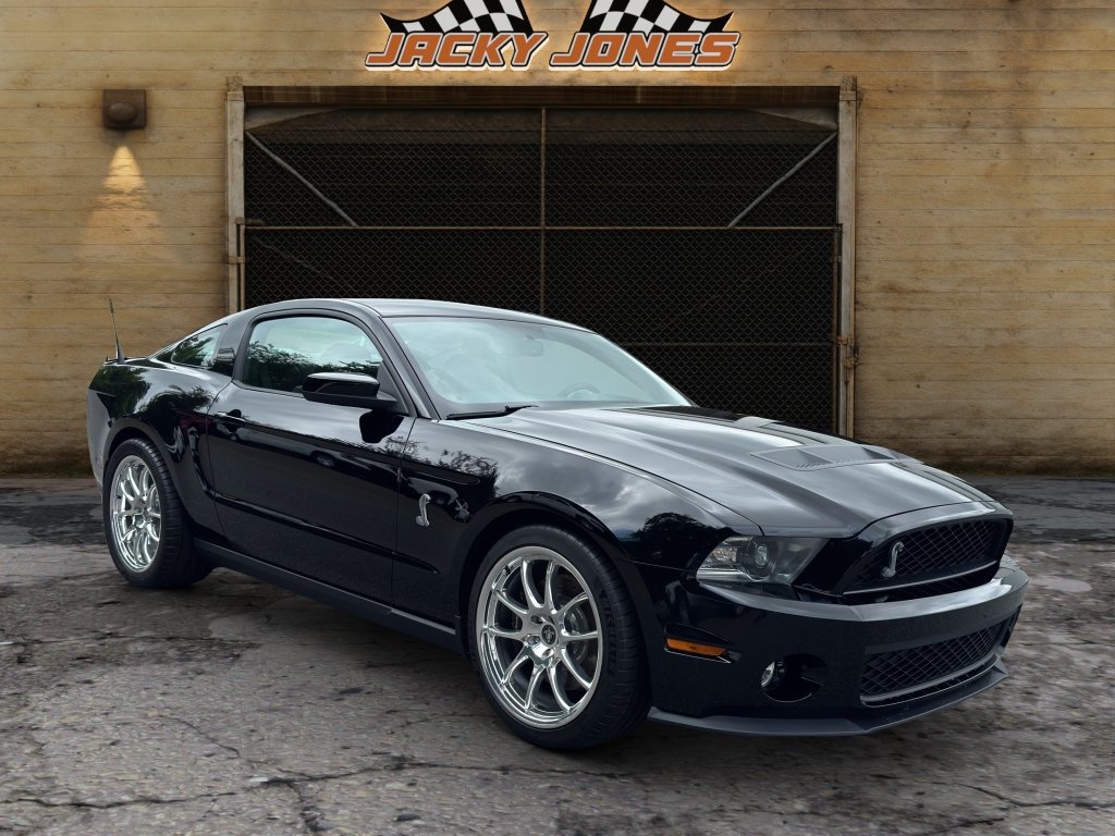 Used 2012 Ford Mustang Shelby GT500 w/ SVT Performance Pkg RWD image 12
