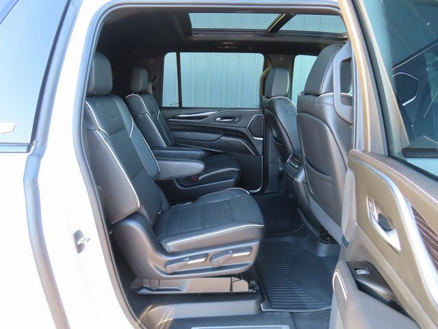 Used 2022 Cadillac Escalade ESV Sport image 29