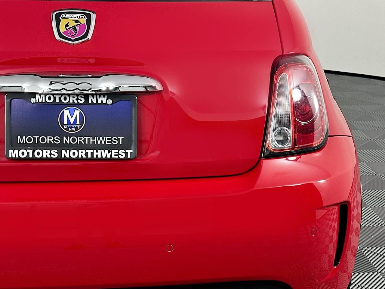 Used 2017 FIAT 500 Abarth w/ Popular Equipment Package FWD image 24