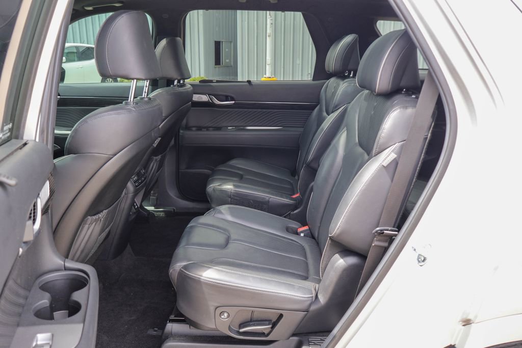 Used 2024 Hyundai Palisade Calligraphy image 9