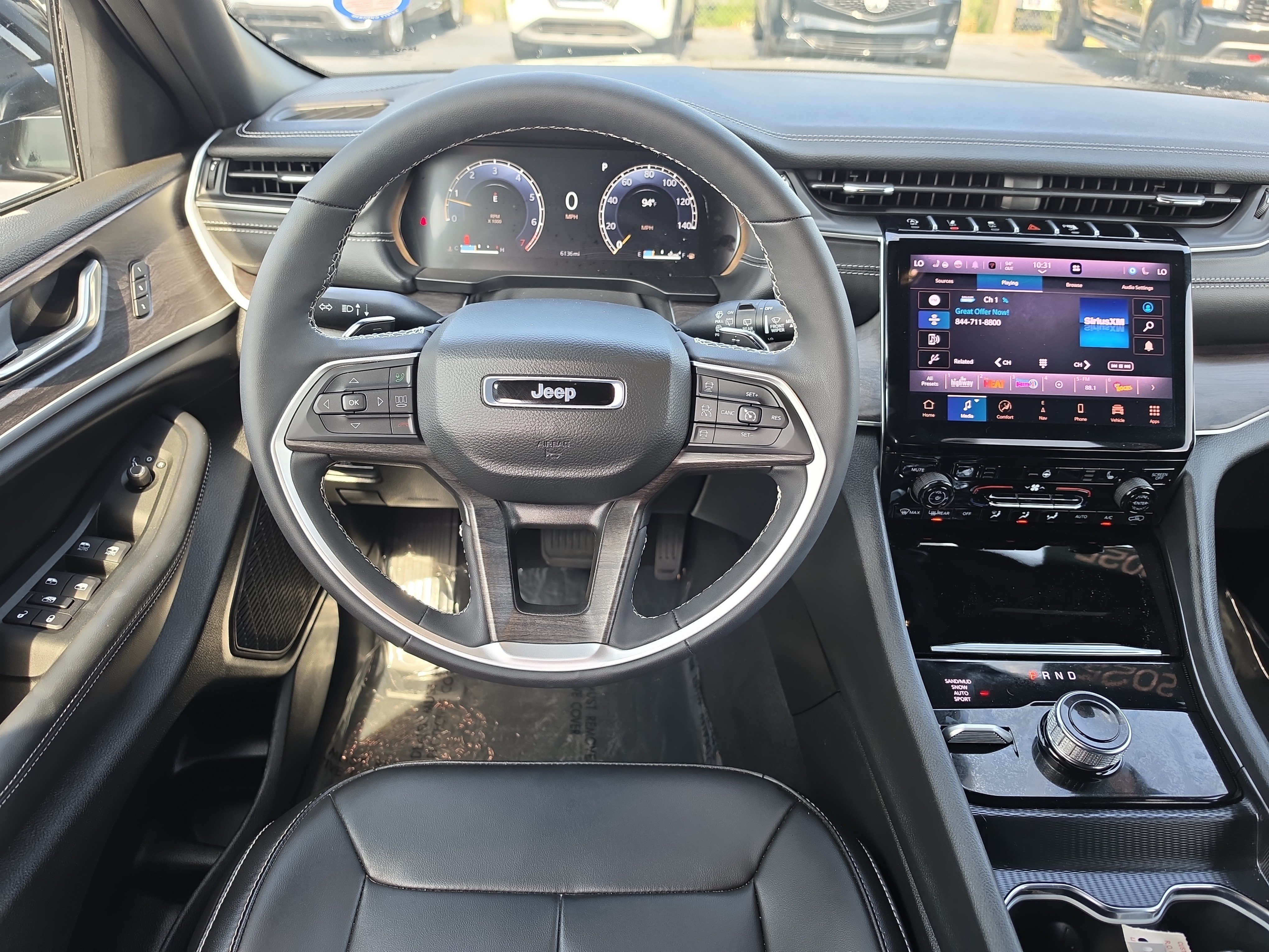 Used 2025 Jeep Grand Cherokee L Limited w/ Trailer Tow Package AWD/4WD image 10
