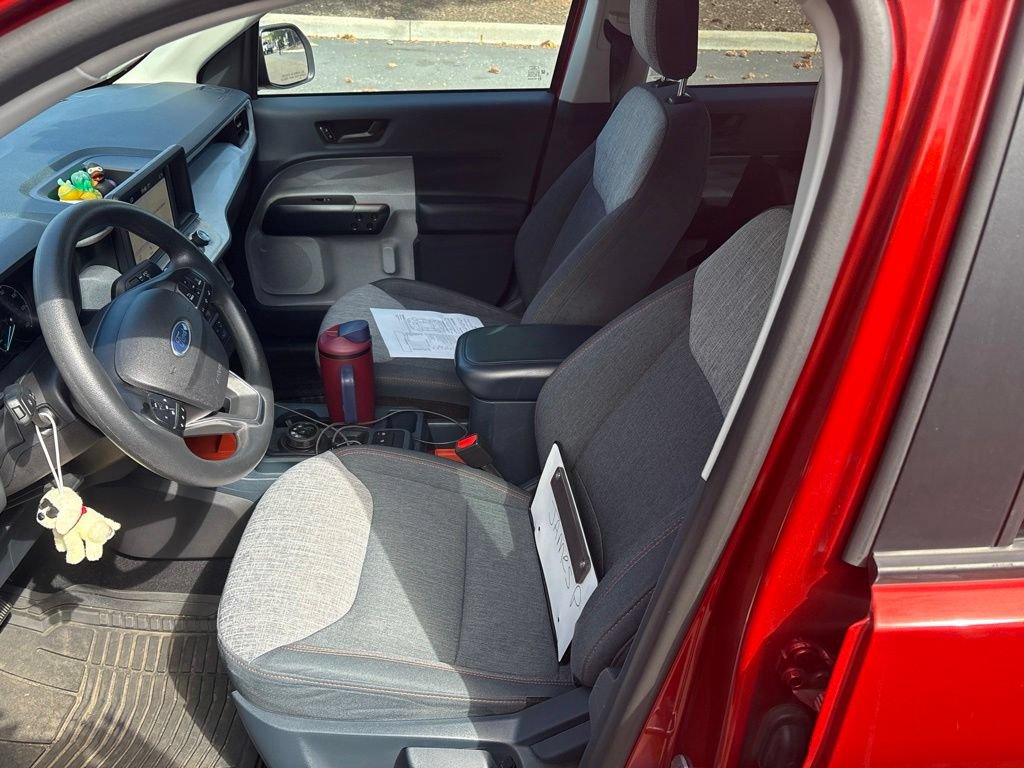 Used 2023 Ford Maverick XLT FWD image 13