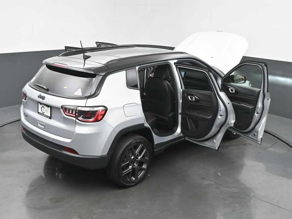 New 2026 Jeep Compass Limited w/ Sun, Sound & Navigation Group AWD/4WD image 61