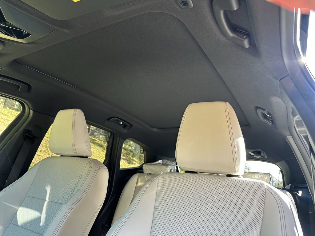 Used 2026 BMW X1 xDrive28i AWD/4WD image 23
