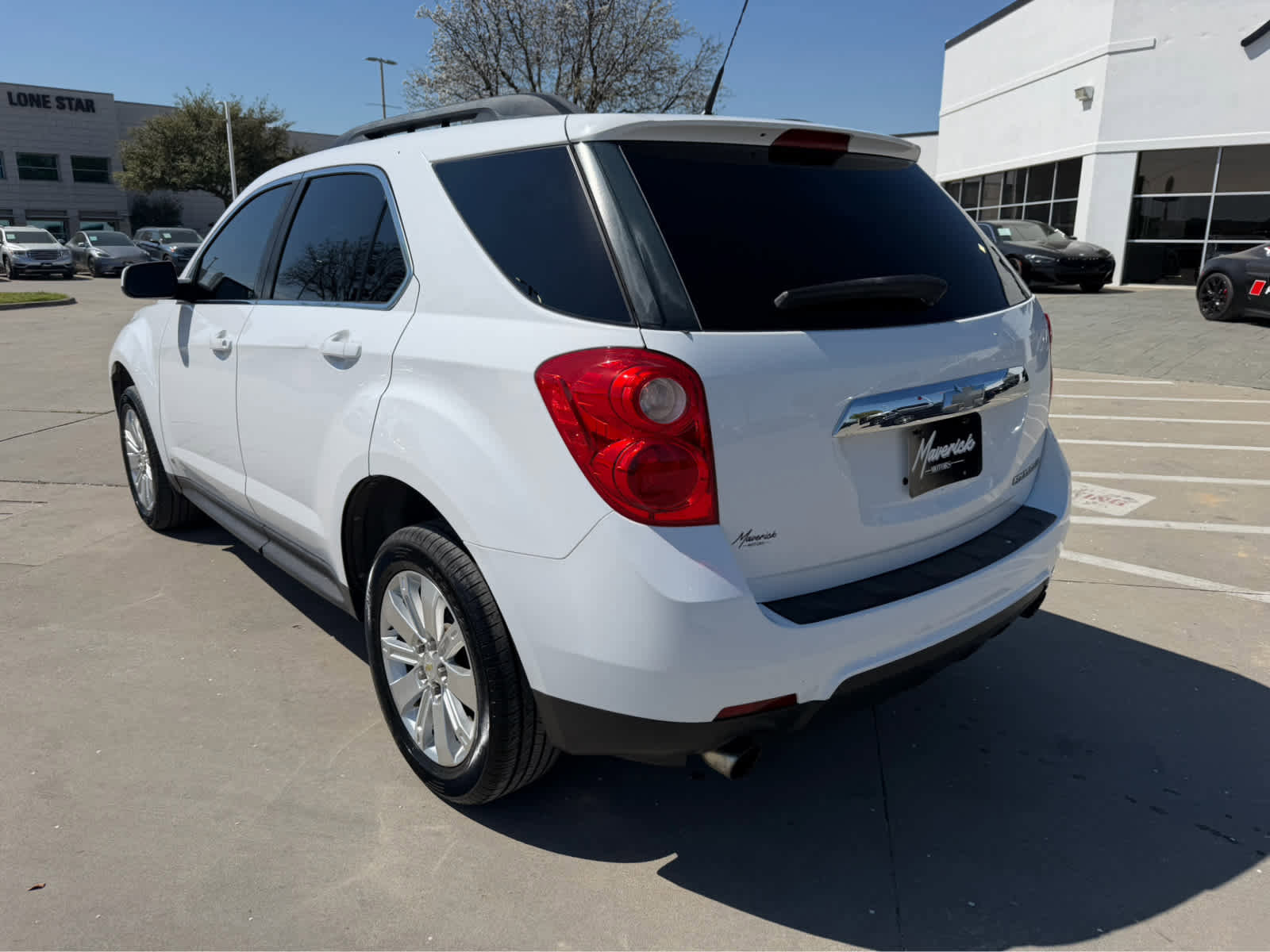 Used 2010 Chevrolet Equinox LT image 2