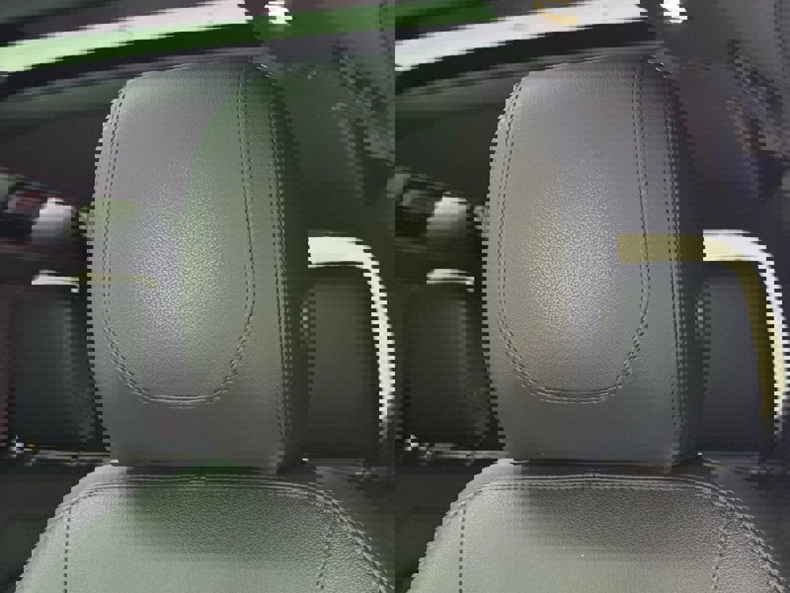 Used 2022 Land Rover Defender 110 S image 24