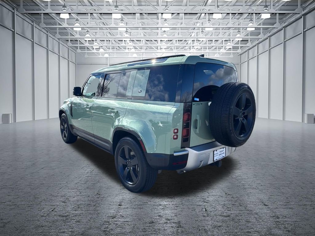 Used 2023 Land Rover Defender 110 75th Limited Edition image 5