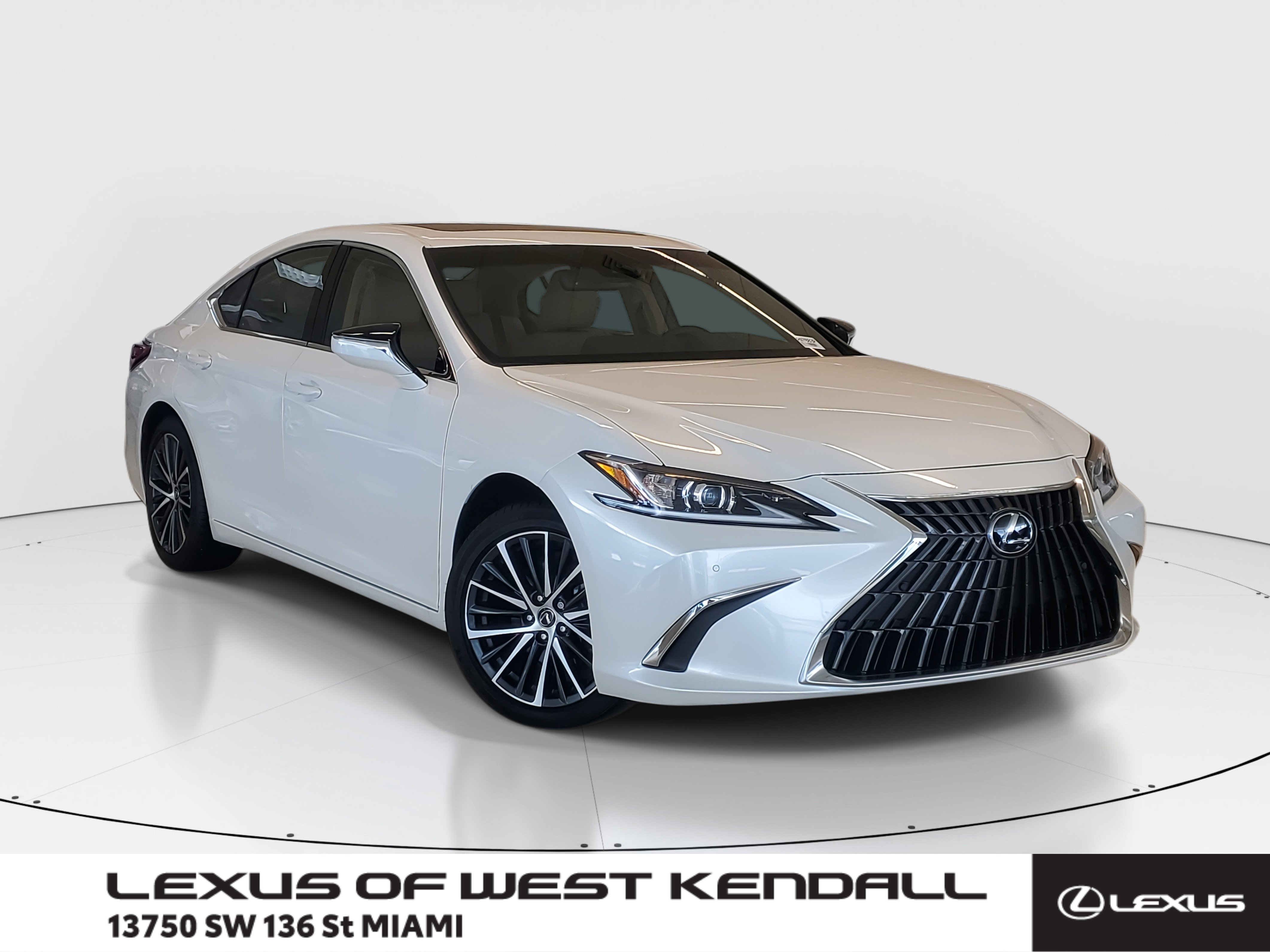 Used 2025 Lexus ES 350 w/ Premium Package