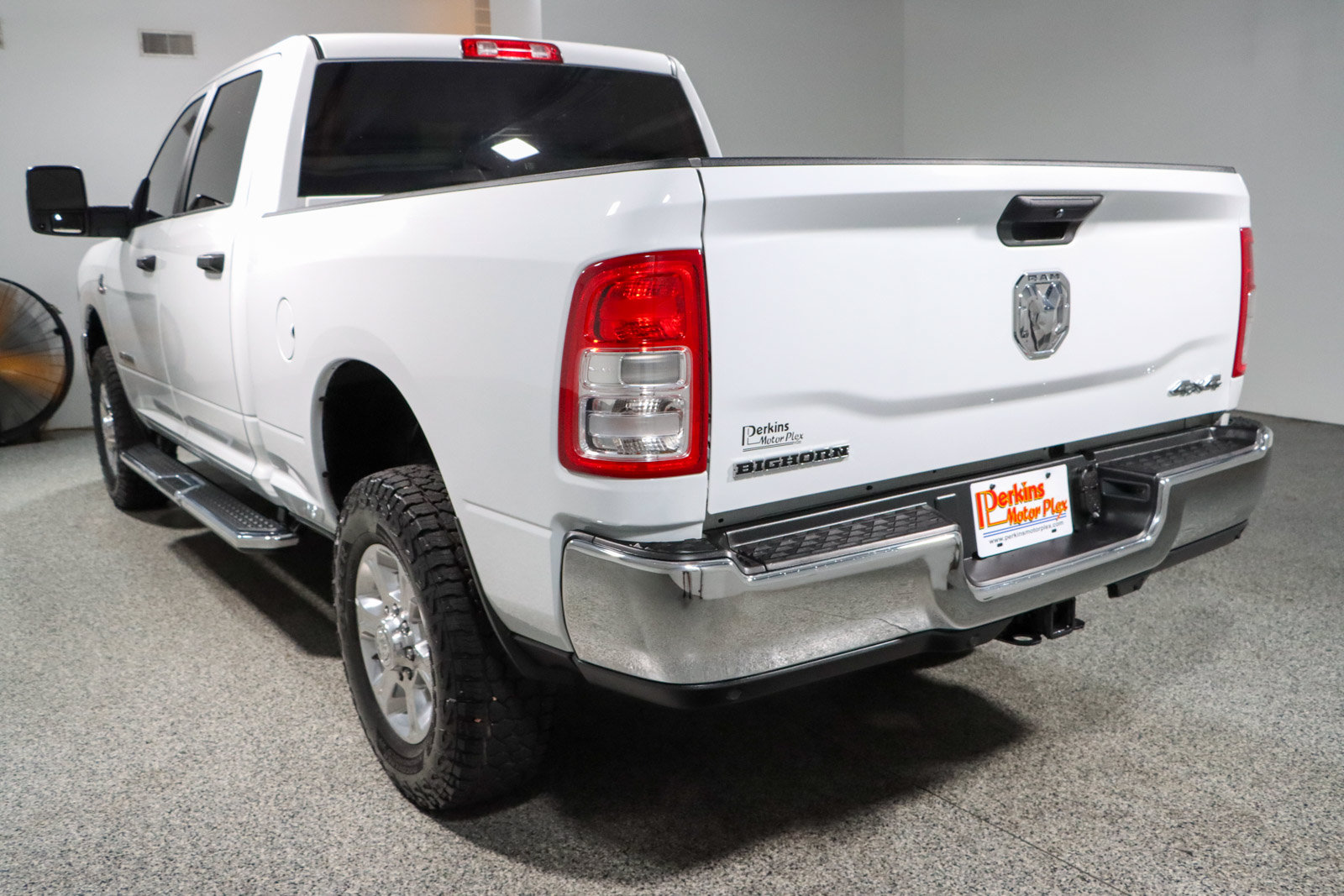 Used 2023 RAM 2500 Big Horn w/ Level 1 Equipment Group AWD/4WD image 9