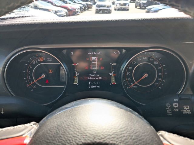 Used 2022 Jeep Wrangler Unlimited Sahara image 25