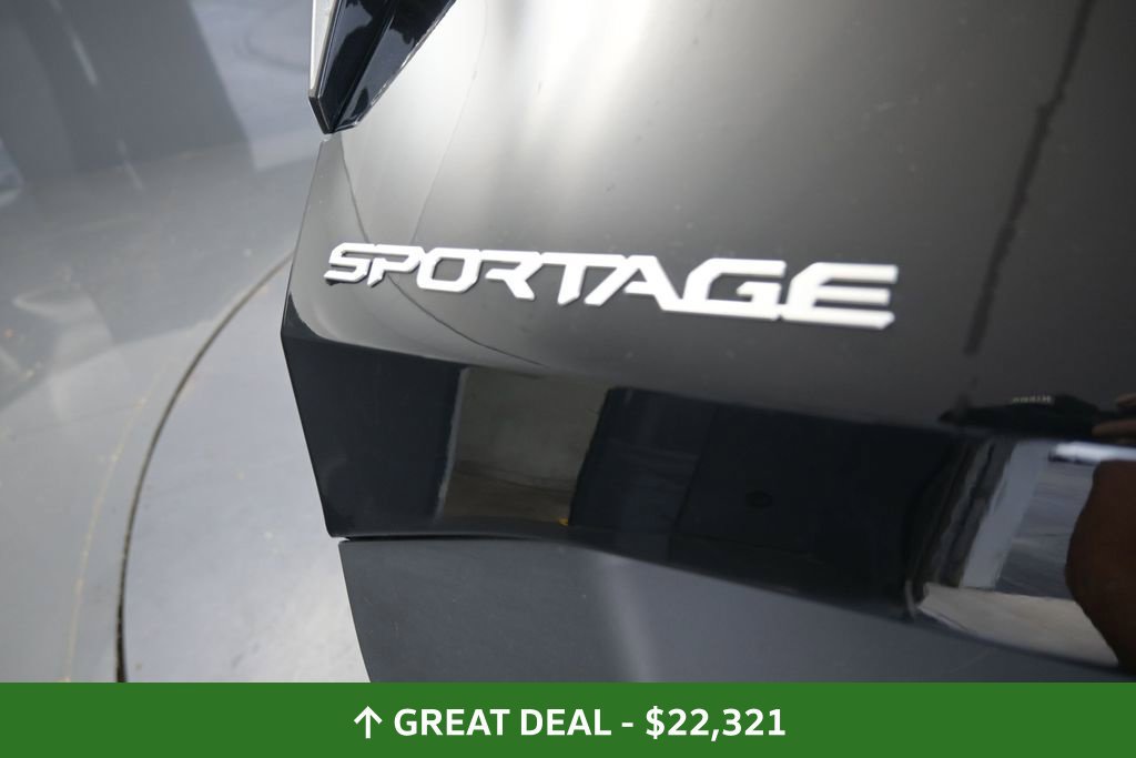 Used 2026 Kia Sportage LX FWD image 21