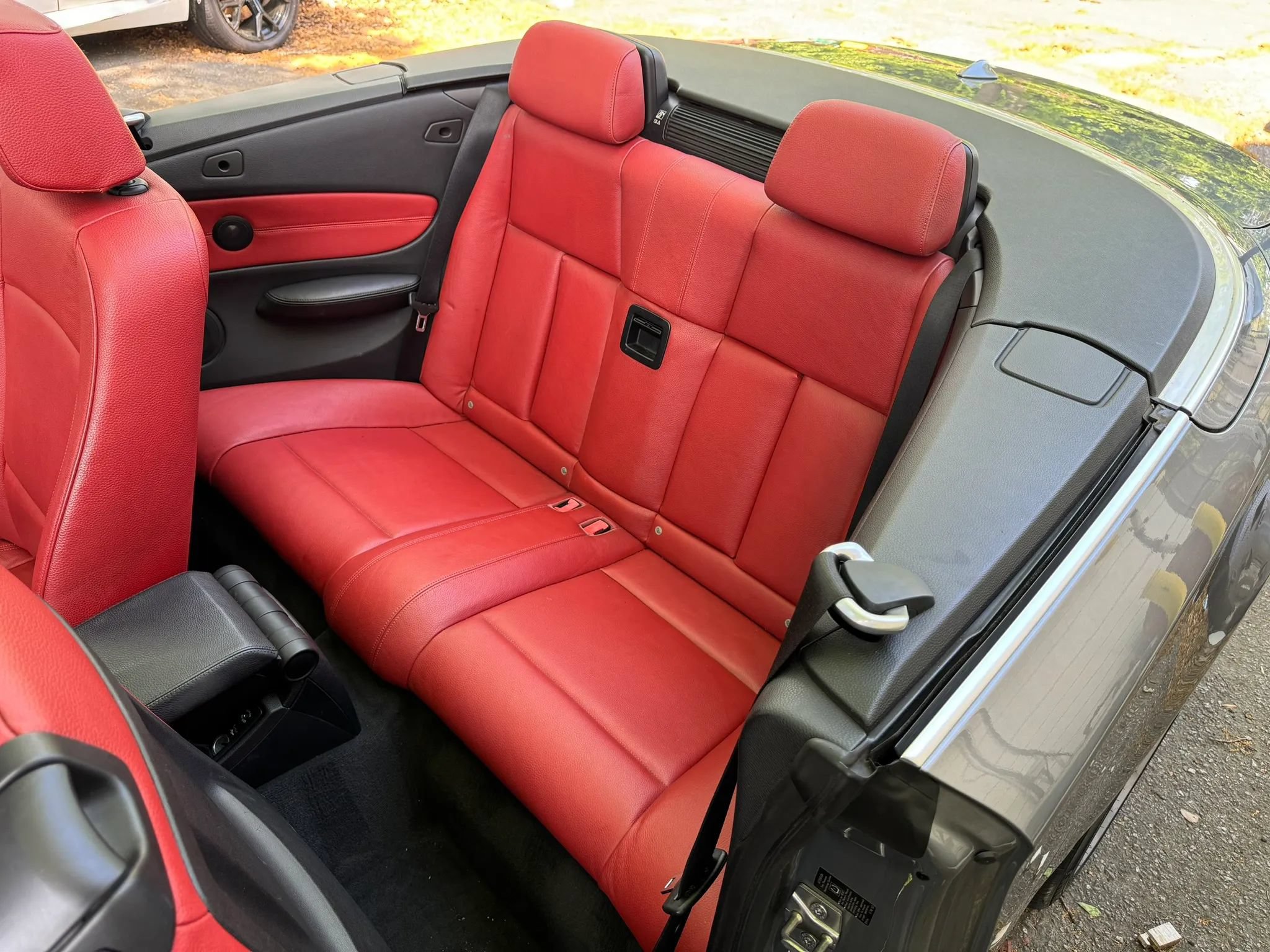 Used 2012 BMW 135i Convertible RWD image 24
