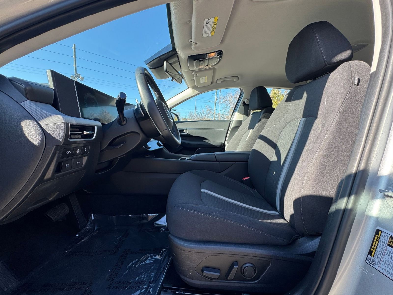 Used 2025 Hyundai Sonata SEL FWD image 23