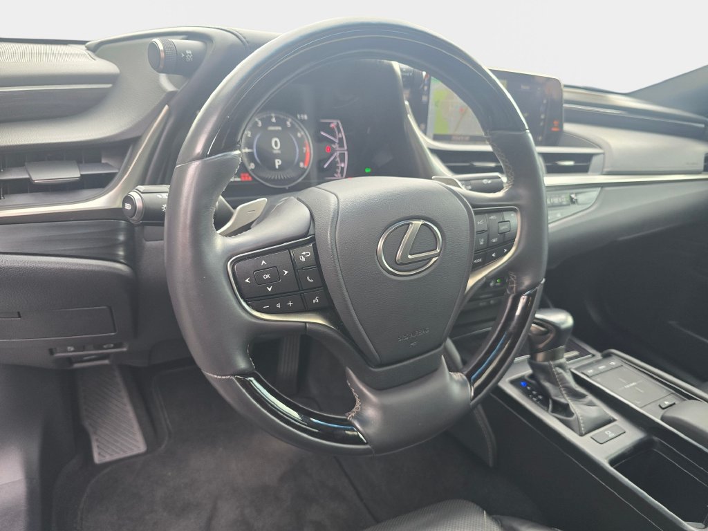 Certified 2020 Lexus ES 350 w/ Luxury Package FWD image 18