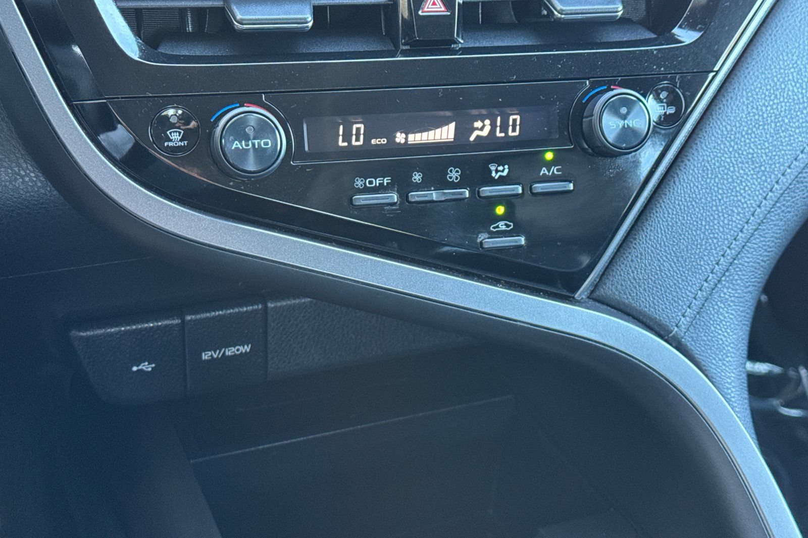 Certified 2021 Toyota Camry XSE FWD image 19