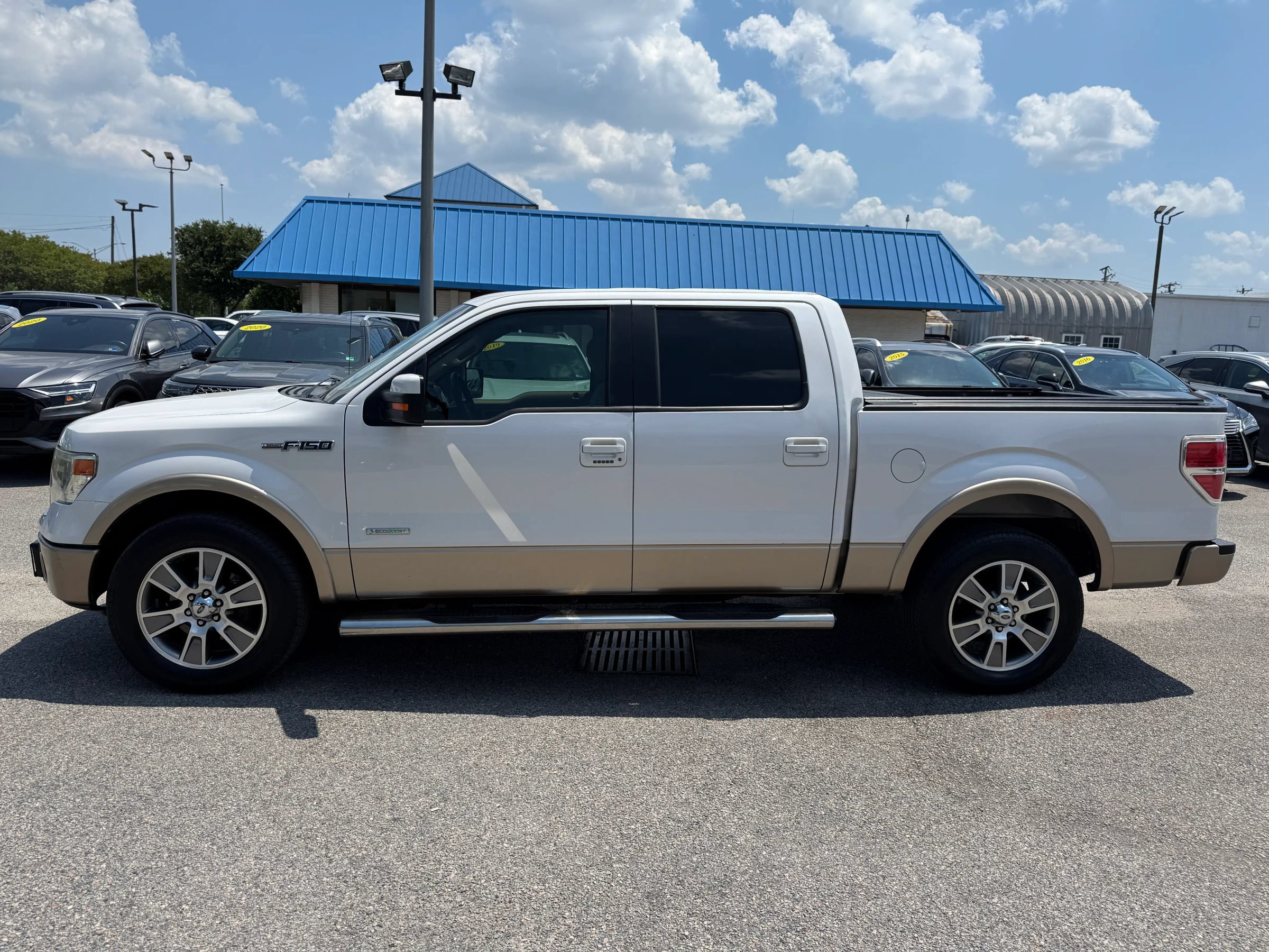 Used 2014 Ford F150 Lariat w/ Equipment Group 502A Luxury RWD image 3