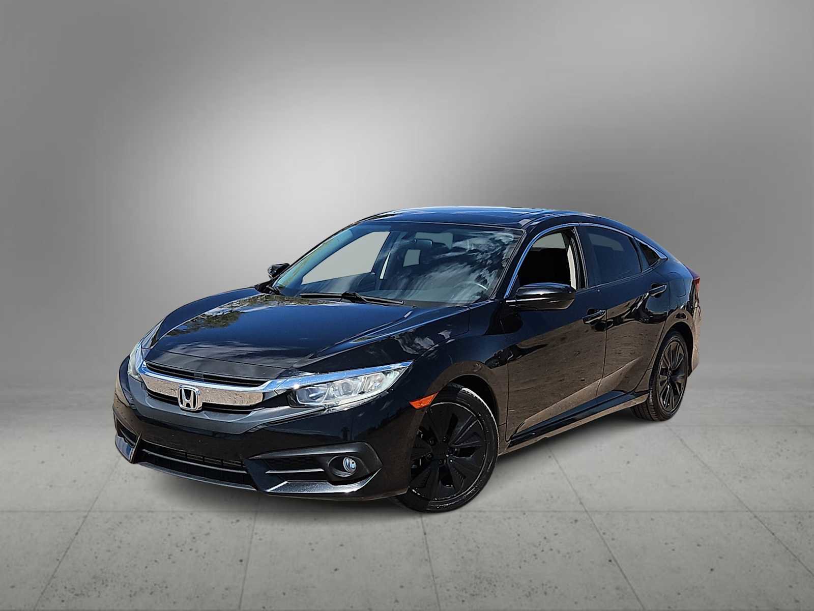Used 2018 Honda Civic EX-T image 1