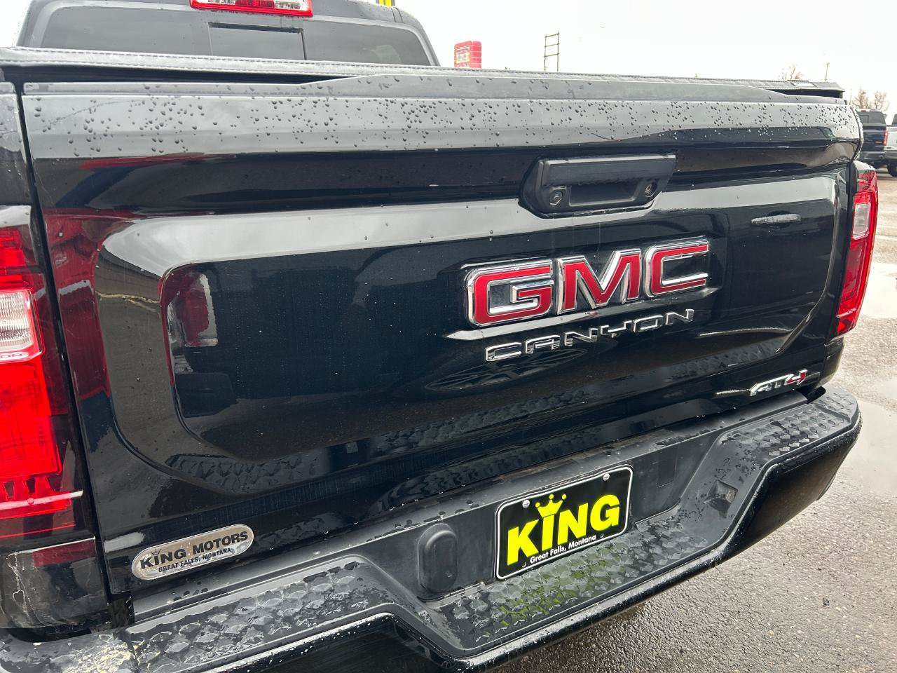 Used 2024 GMC Canyon AT4 AWD/4WD image 4