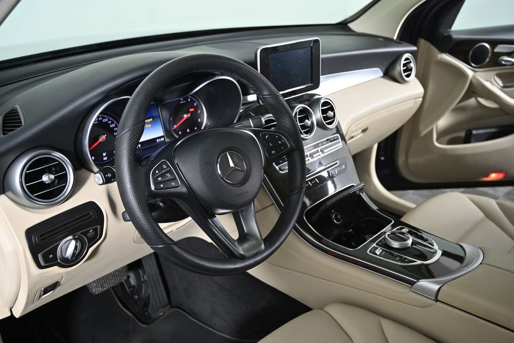 Used 2019 Mercedes-Benz GLC 300 GLC 300 image 10