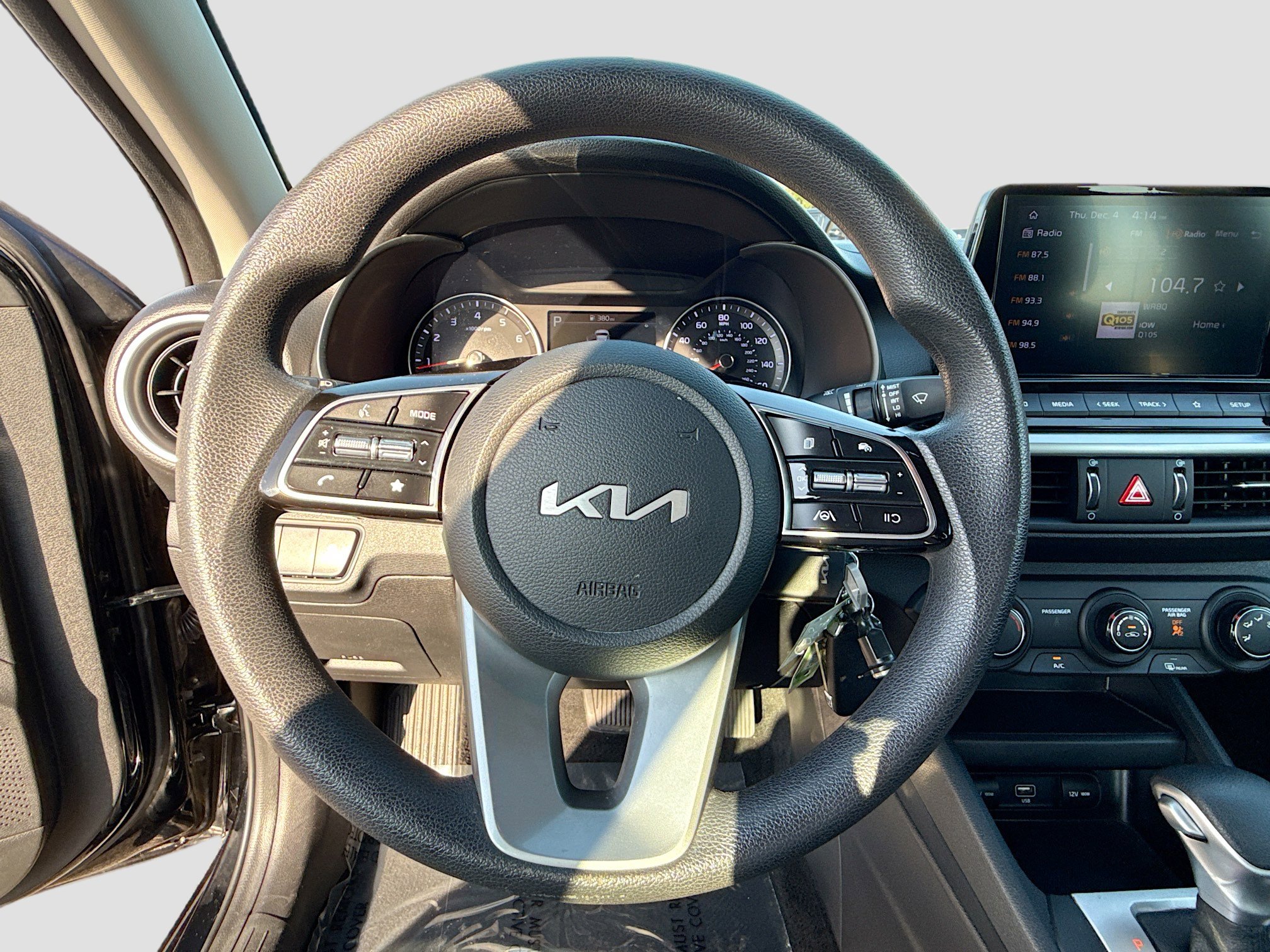 Used 2023 Kia Forte LXS image 37