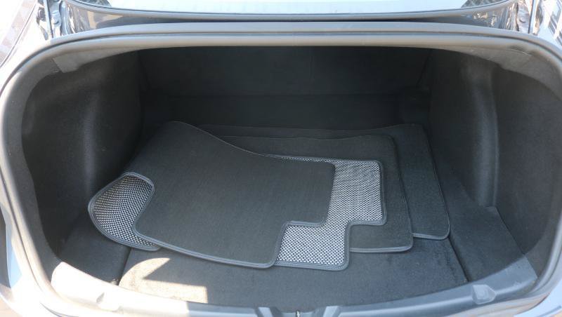 Used 2020 Tesla Model 3 Standard Range RWD image 21