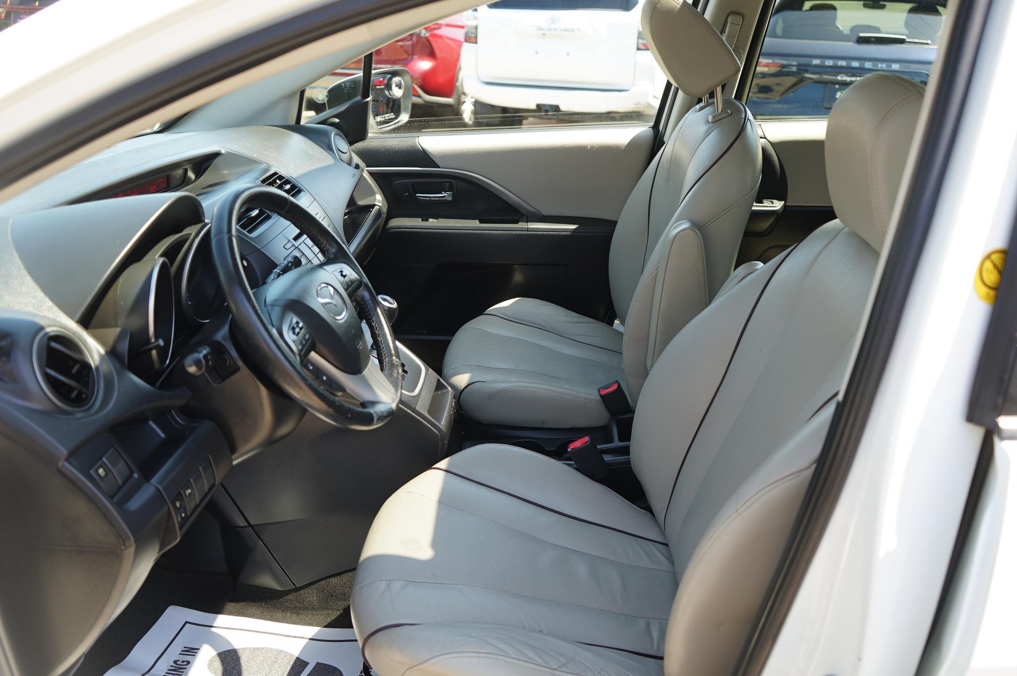 Used 2015 MAZDA MAZDA5 Grand Touring FWD image 12