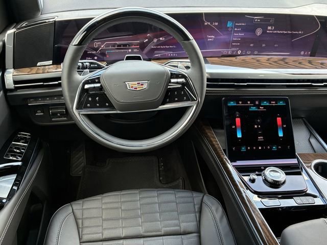 New 2026 Cadillac Escalade Platinum Sport w/ LPO, ONYX Package AWD/4WD image 10