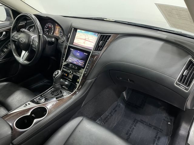Used 2019 INFINITI Q50 Luxe w/ Essential Package (3.0T Luxe) image 17
