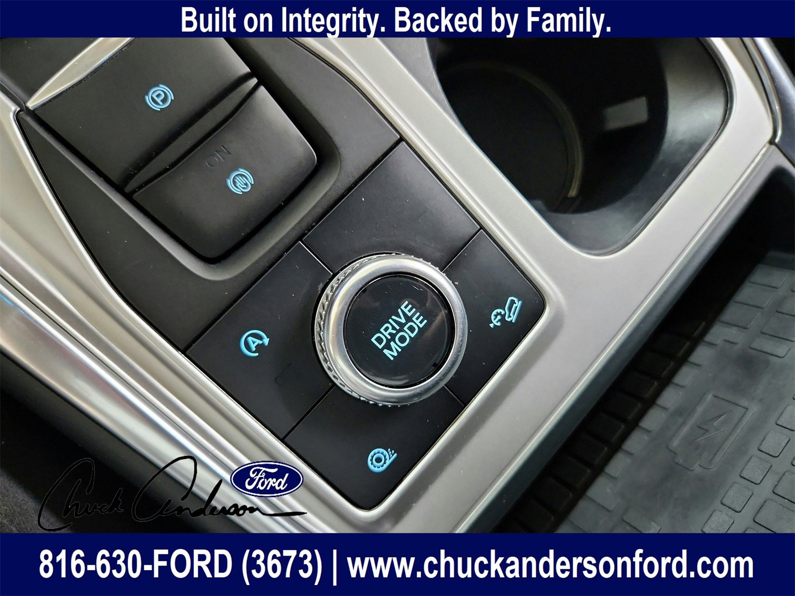 Used 2020 Ford Explorer Limited image 25