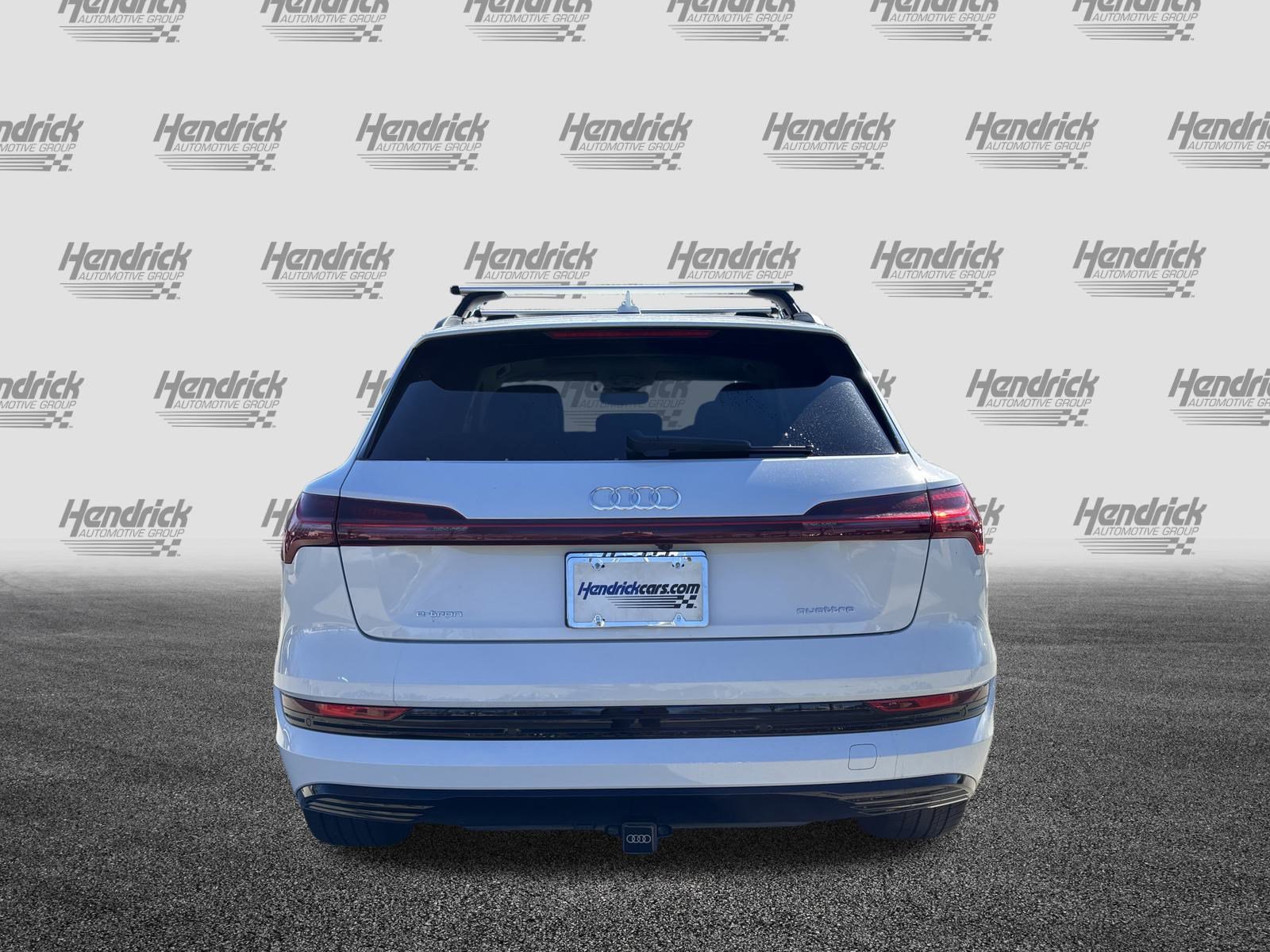 Used 2021 Audi e-tron Premium Plus image 8